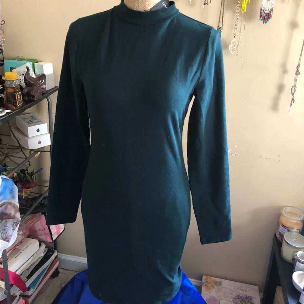 Green medium/large forever 21 Dress! NWT